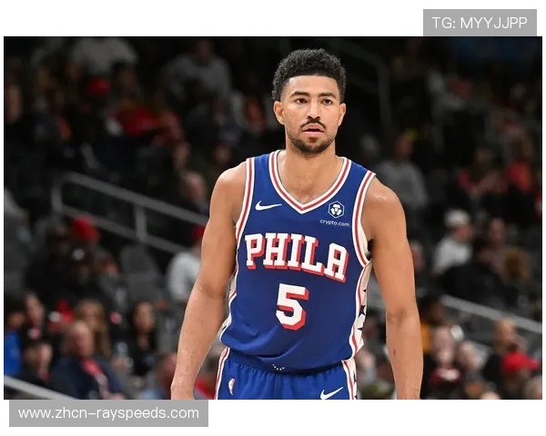 格莱姆斯命中关键底角三分,称信心来自日常苦练 格莱姆斯命中关键底角三分,称信心来自日常苦练